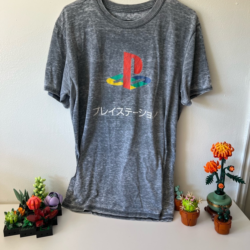 Sony PlayStation Gray T-Shirt Men’s Size M